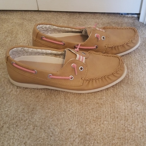 Liz Claiborne Loafers - Picture 2 of 4